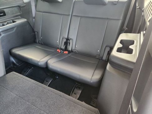 Used 2025 Hyundai Santa Fe SEL FWD image 25
