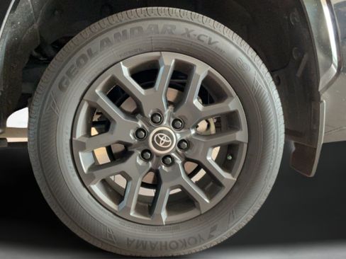 Certified 2024 Toyota Sequoia Platinum AWD/4WD image 36