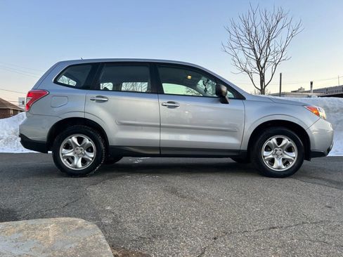 Used 2015 Subaru Forester 2.5i image 2