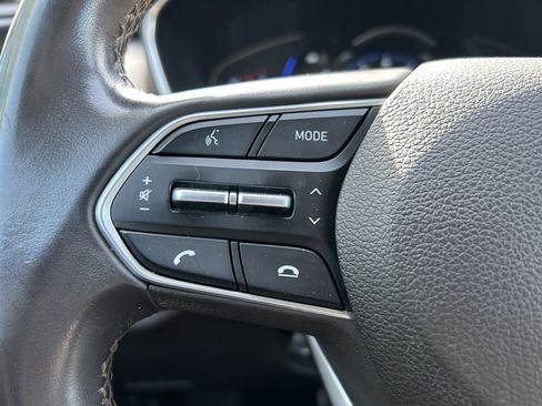 Used 2019 Hyundai Santa Fe Limited image 17