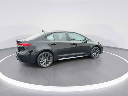 Certified 2026 Toyota Corolla SE FWD image 8