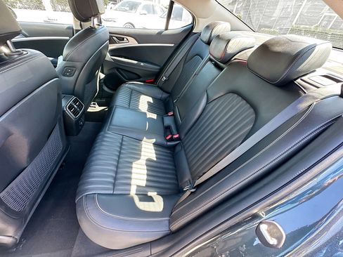 Used 2022 Genesis G70 2.0T w/ Prestige Package RWD image 26