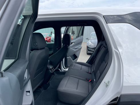 Used 2025 Chevrolet Equinox LT FWD image 26