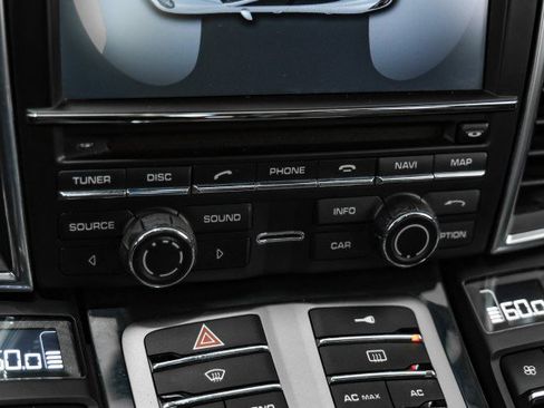 Used 2010 Porsche Panamera S RWD image 24