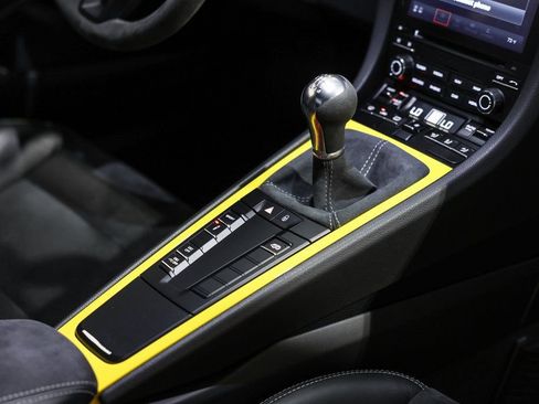 Used 2018 Porsche 911 GT3 w/ Sport Chrono Package image 23