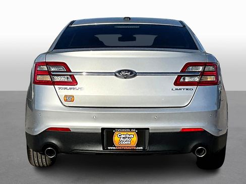 Used 2017 Ford Taurus Limited image 4