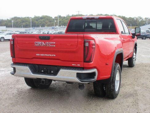 New 2026 GMC Sierra 3500 SLE w/ SLE Value Package AWD/4WD image 5