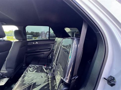 Used 2016 Ford Explorer 4WD Police Interceptor image 38