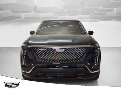 New 2027 Cadillac Vistiq Luxury AWD/4WD image 2