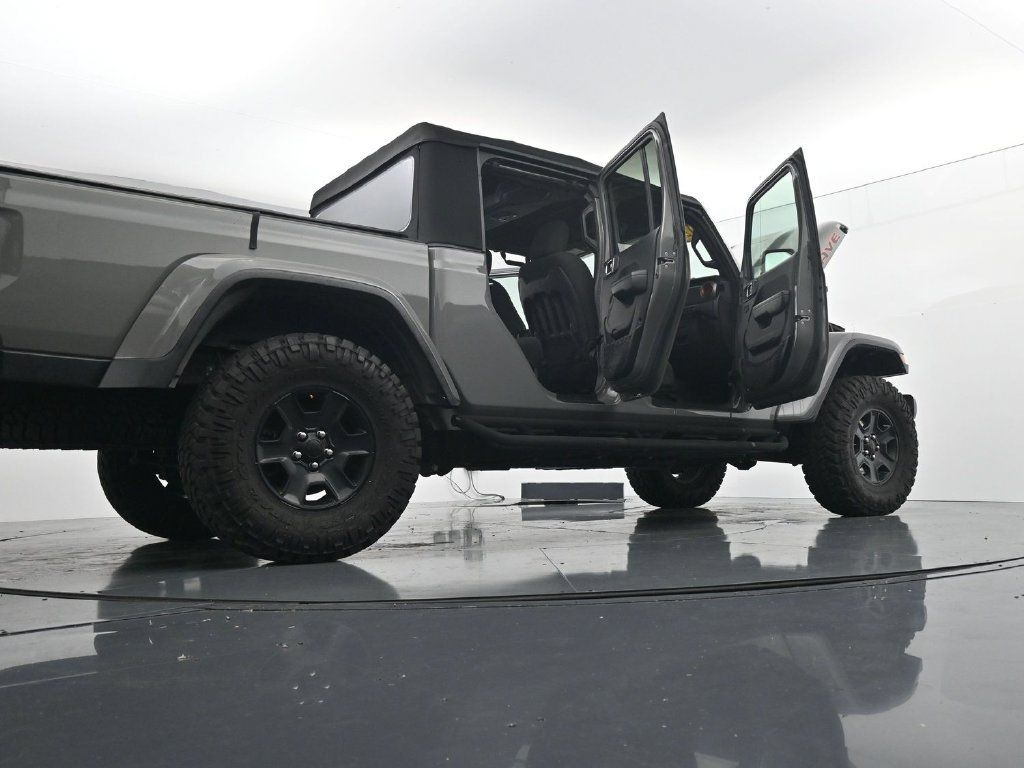 Used 2021 Jeep Gladiator Mojave AWD/4WD image 43