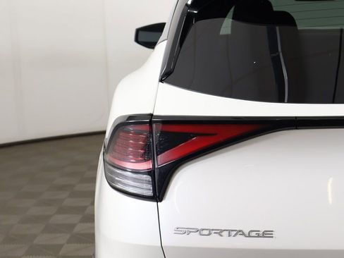 Used 2024 Kia Sportage LX image 13
