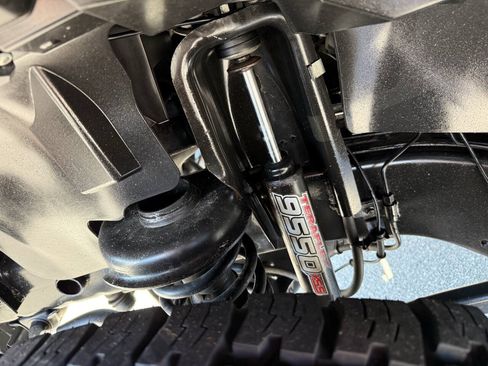 Used 2012 Jeep Wrangler Unlimited Sport AWD/4WD image 30