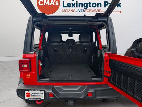 Used 2021 Jeep Wrangler Unlimited Rubicon AWD/4WD image 23
