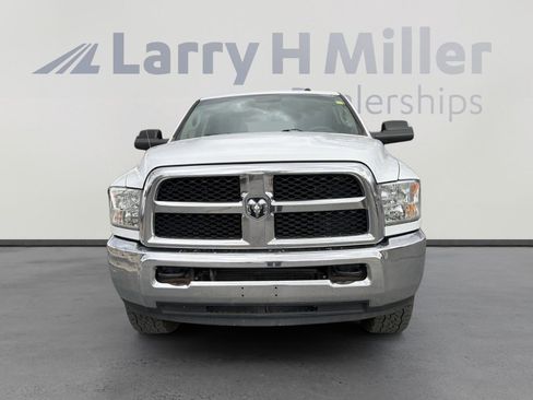 Used 2018 RAM 2500 Tradesman w/ Chrome Appearance Group image 3