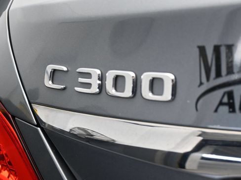 Used 2019 Mercedes-Benz C 300 Sedan image 32