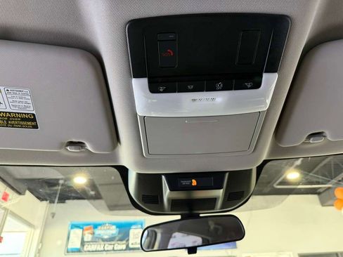 Used 2024 Nissan Rogue SV image 18