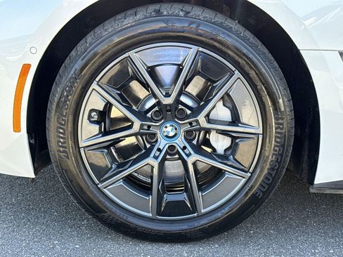 Used 2023 BMW i4 eDrive35 image 12