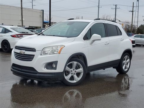 Used 2016 Chevrolet Trax LTZ image 30