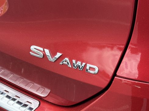Used 2015 Nissan Rogue SV AWD/4WD image 29