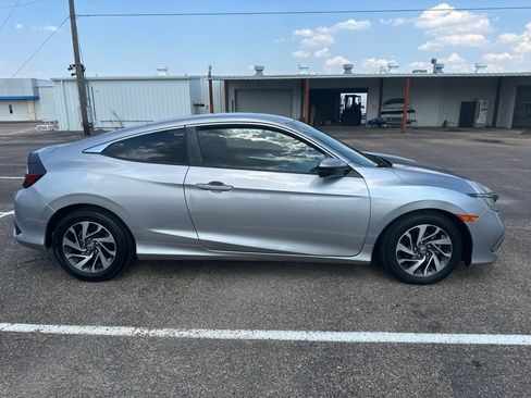 Used 2019 Honda Civic LX image 3