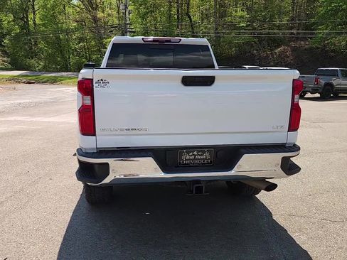 Used 2024 Chevrolet Silverado 3500 LTZ w/ LTZ Premium Package AWD/4WD image 9