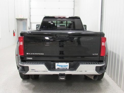 Used 2020 Chevrolet Silverado 3500 LTZ w/ LTZ Plus Package image 13