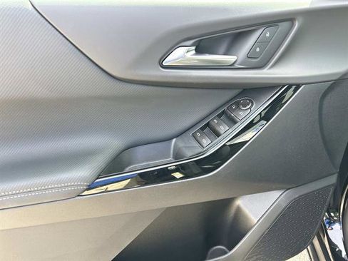 New 2026 Chevrolet Equinox LT w/ Safety and Technology Package image 17