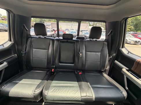 Used 2017 Ford F150 Lariat w/ Equipment Group 502A Luxury AWD/4WD image 34