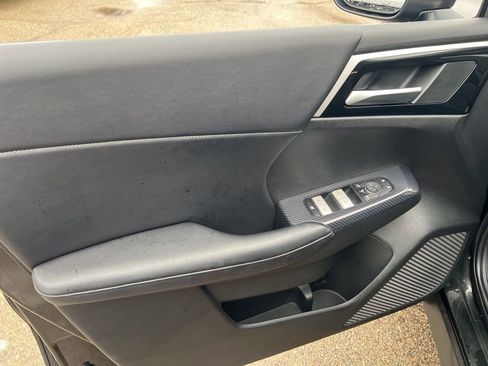 Used 2024 Mitsubishi Outlander SE image 7