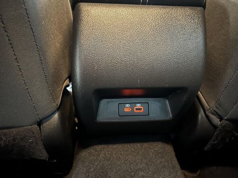 Used 2024 Nissan Altima 2.5 SV FWD image 21