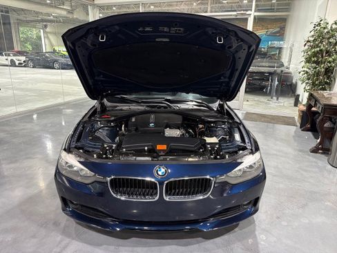 Used 2013 BMW 328i xDrive Sedan AWD/4WD image 14