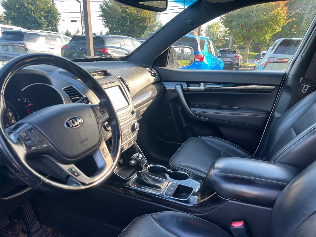 Used 2014 Kia Sorento SX FWD image 9