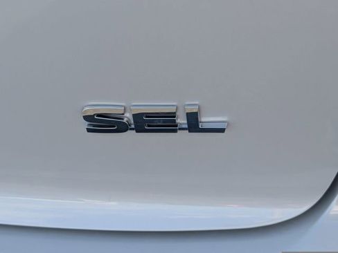 Used 2025 Mitsubishi Eclipse Cross SEL image 14