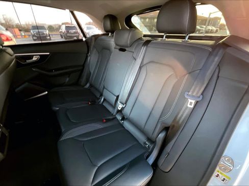 Used 2024 Audi Q8 Prestige w/ Prestige Package image 20