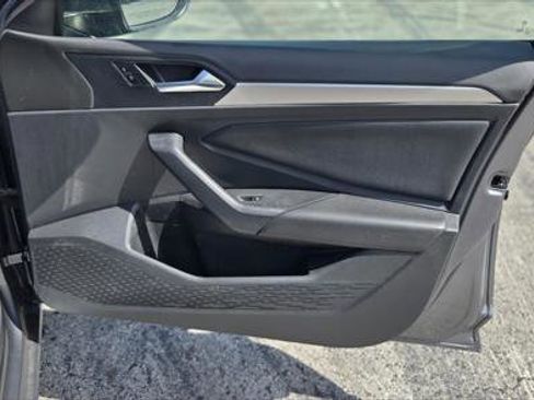 Used 2019 Volkswagen Jetta S w/ Driver Assistance Package image 18