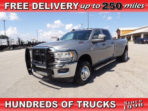 Used 2024 RAM 3500 Tradesman w/ Towing Technology Group AWD/4WD image 1