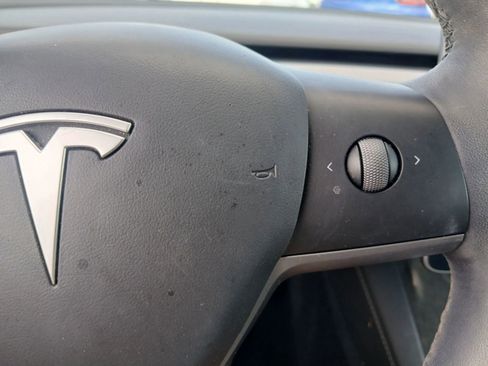 Used 2023 Tesla Model 3 Standard Range RWD image 28