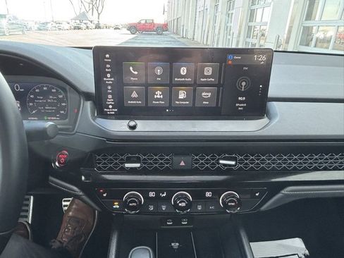 Used 2025 Honda Accord Sport image 13