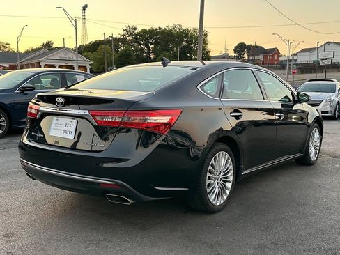 Used 2016 Toyota Avalon Limited FWD image 10
