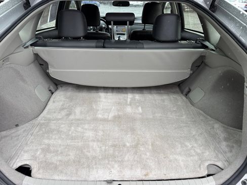 Used 2015 Toyota Prius Five w/ Advanced Technology Package image 8