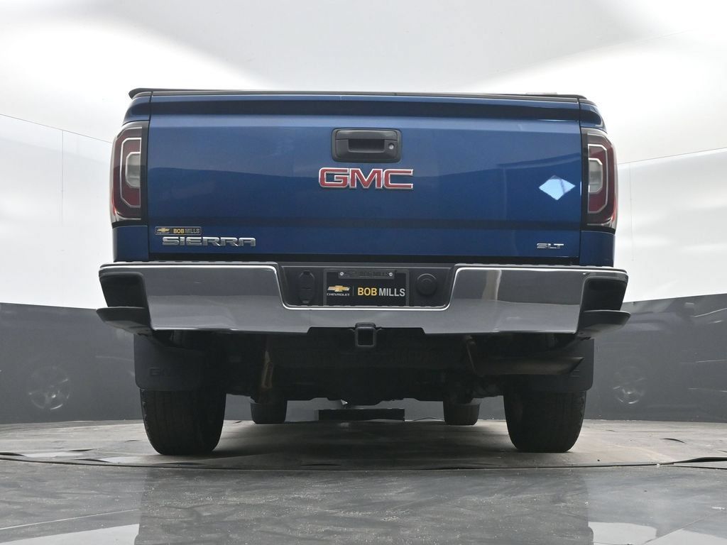 Used 2017 GMC Sierra 1500 SLT w/ Suspension Package, Off-Road AWD/4WD image 29
