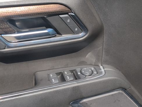 Used 2024 Chevrolet Silverado 1500 LT AWD/4WD image 17