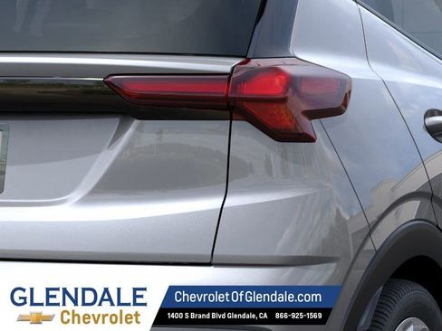 New 2027 Chevrolet Bolt LT w/ Comfort Package FWD image 11