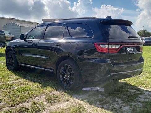 Used 2022 Dodge Durango R/T RWD image 3