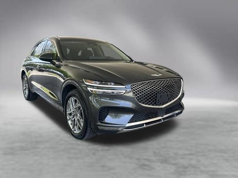 Used 2025 Genesis GV70 2.5T AWD/4WD image 2