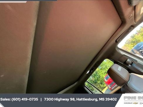 Certified 2022 Chevrolet Suburban High Country image 16