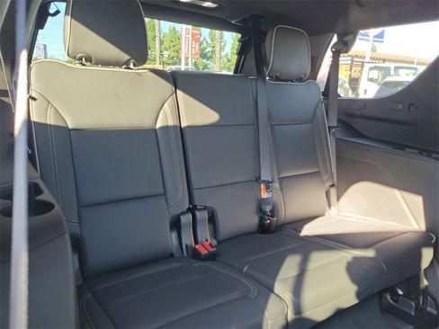 Used 2025 Chevrolet Tahoe Premier image 21