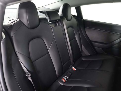 Used 2018 Tesla Model 3 Performance image 33