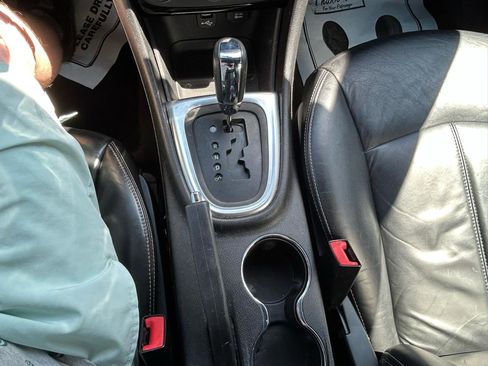 Used 2012 Chrysler 200 Limited FWD image 24