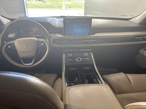 Used 2023 Lincoln Aviator Reserve w/ Equipment Group 201A AWD/4WD image 23